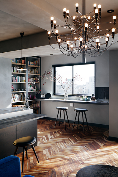 キッチンと同じ面材の窓辺のカウンター<br />川を見ながら一息 キッチンと同じ面材の窓辺のカウンター<br />川を見ながら一息