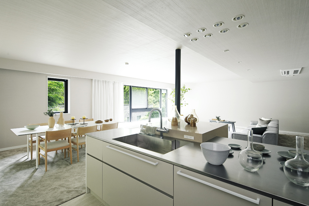 キッチンからLDが見渡せる