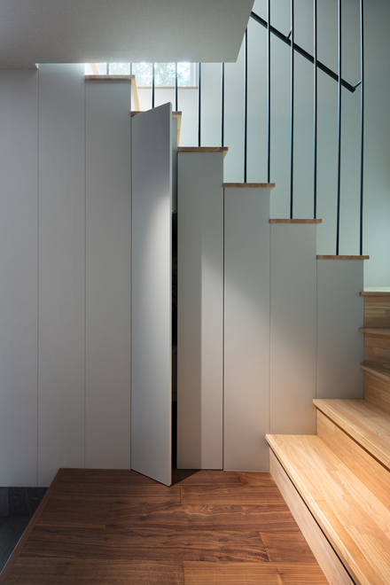 階段下の収納 階段下の収納